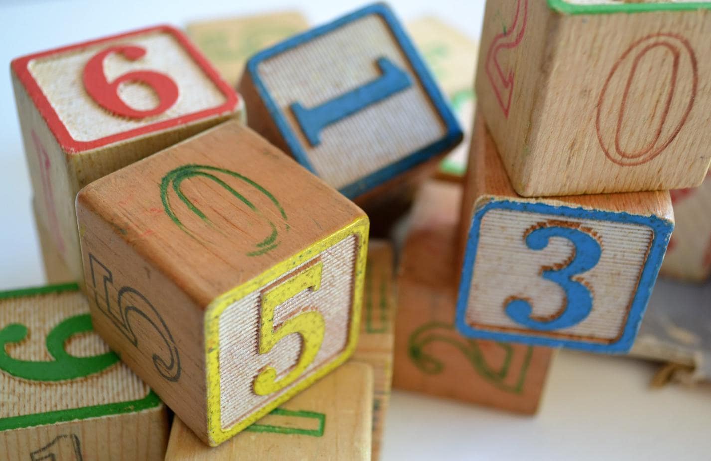 Nauka liczenia i mnożenia – jak zachęcić dziecko do nauki matematyki?